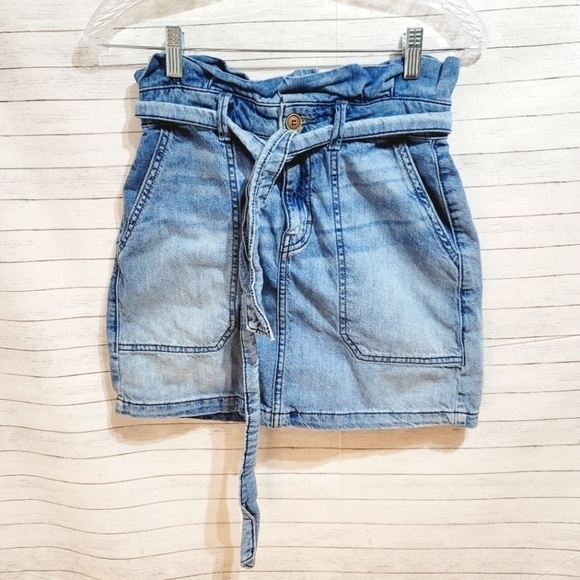 Free People Splendor In The Grass Paper Bag Tie Denim Mini Skirt, sz 2 - Picture 2 of 11